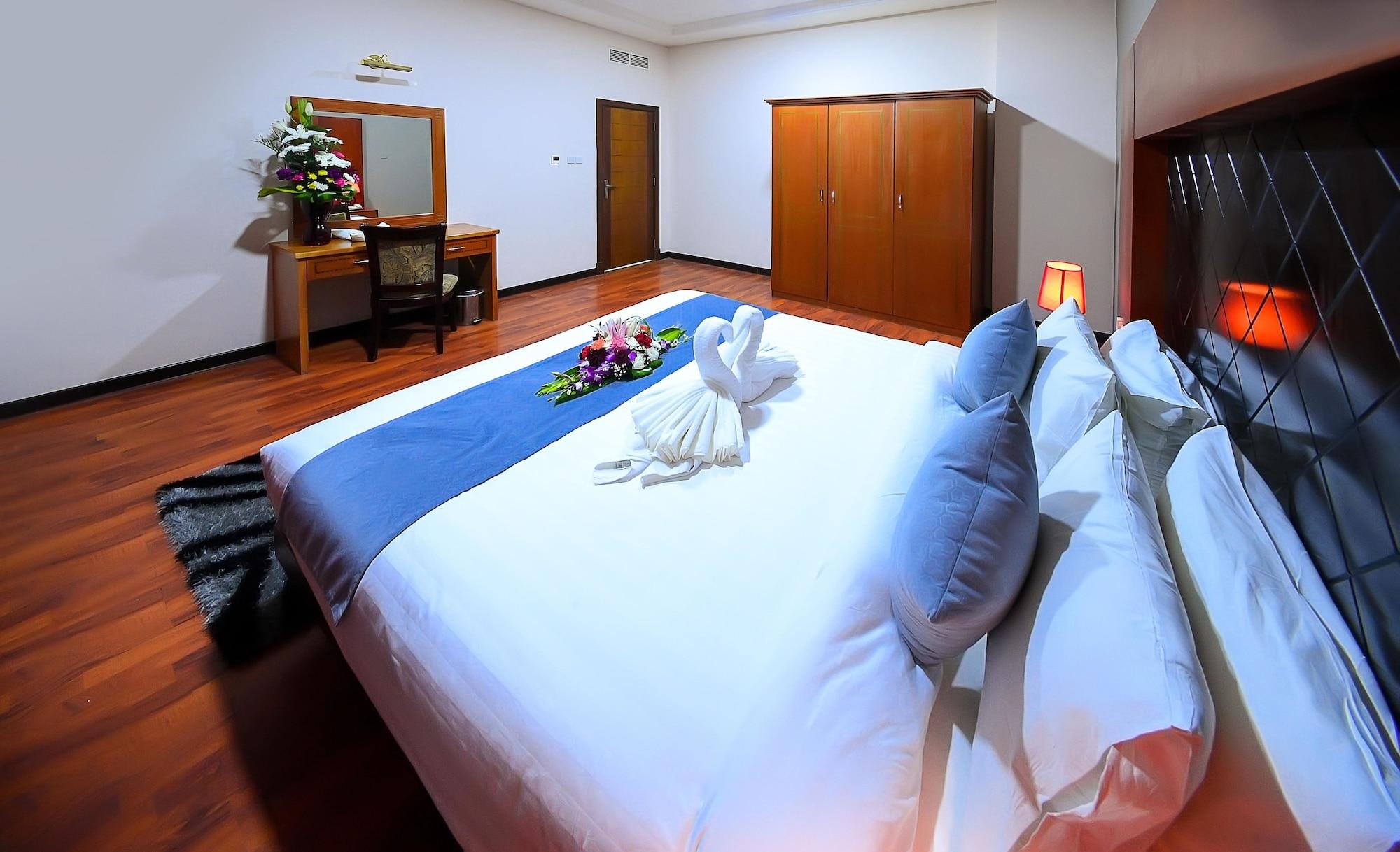 Sea Diamond Plaza Aparthotel